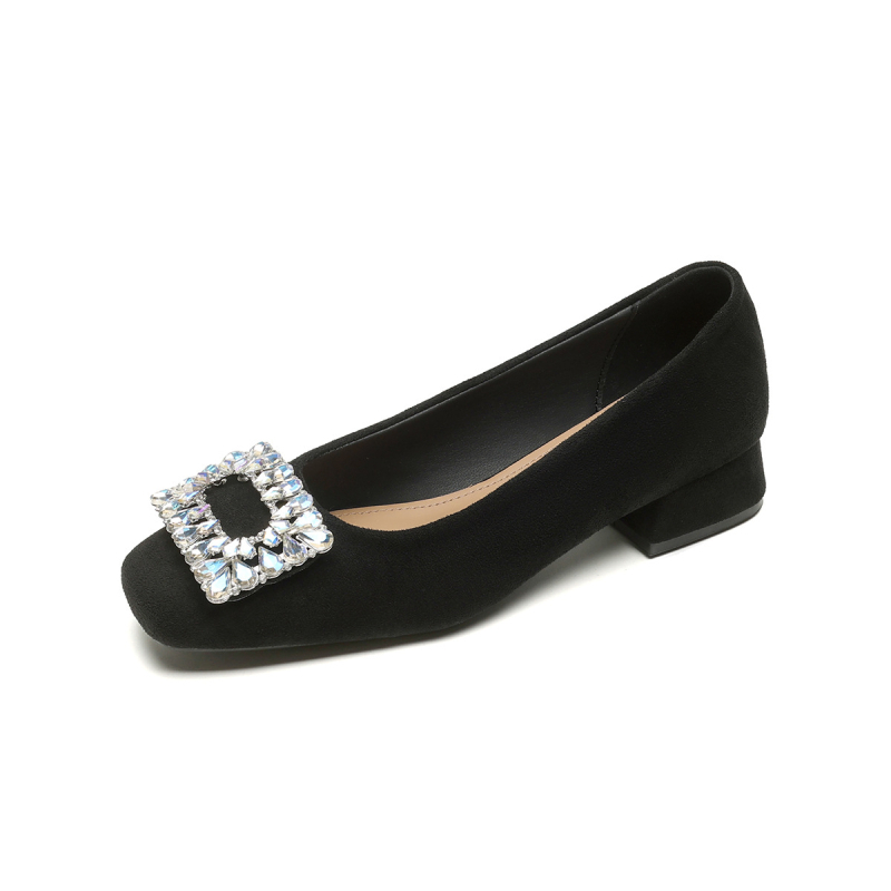 Pantofi dama cu vârf pătrat, toc mediu 3–6 cm, partea superioară satinată, talpă din cauciuc, slip-on