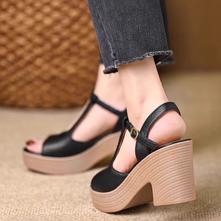 Platformske sandale za povećanje visine, s jednim remenom, 6–8 cm debeli pet, PU gornji dio, gumasti potplat, okrugli vrh, korejski stil