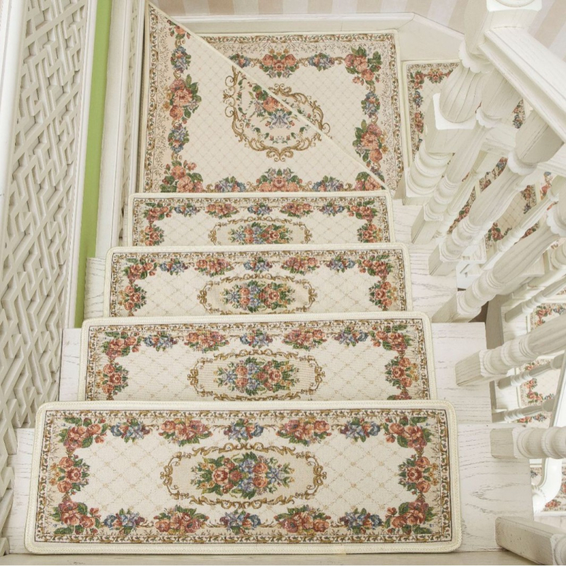 Mat za stepenice kvadratnog oblika, prugasti uzorak, poliestersko vlakno, skandinavski stil