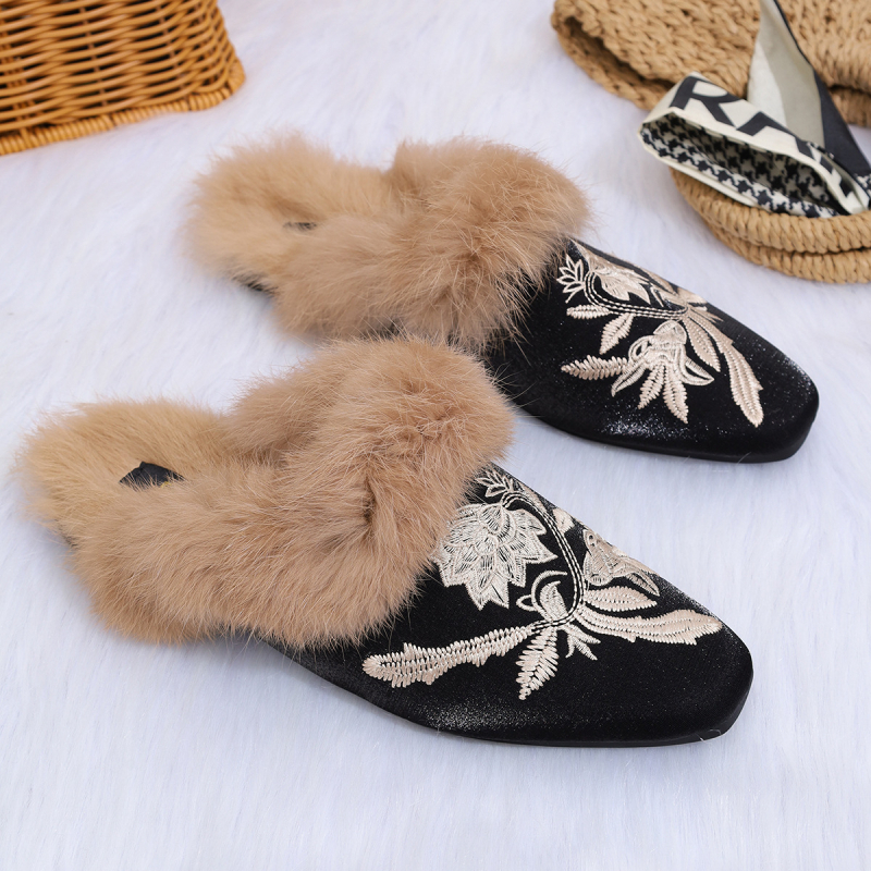 Ženske papuče u kineskom stilu s izvezenim motivom, gornji dio od suede materijala, potplat od gume, debljina 3–5 cm, unutarnji materijal od umjetnog kratkog pliša, svakodnevno nošenje, slip-on