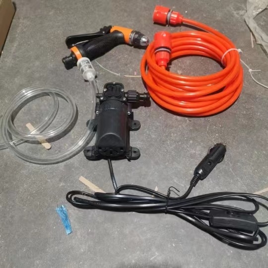Spălător auto portabil 12V cu pompă de înaltă presiune și pistol de jet – 0.5 MPa, 2.5 A, furtun ieșire 6 m