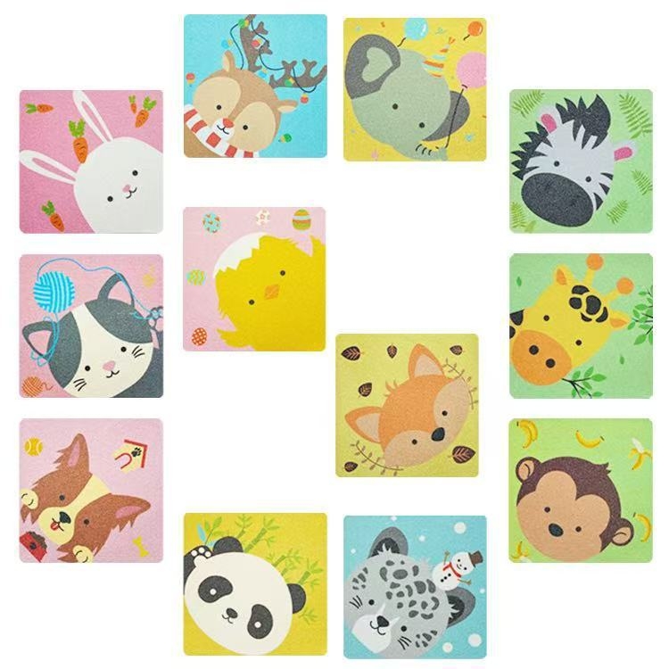 Kúpeľňové protiskĺzové nálepky s karikatúrnym motívom — PEVA základ, lepidlo citlivé na tlak, viskozita 70 N/m, séria: karikatúrne protiskĺzové nálepky