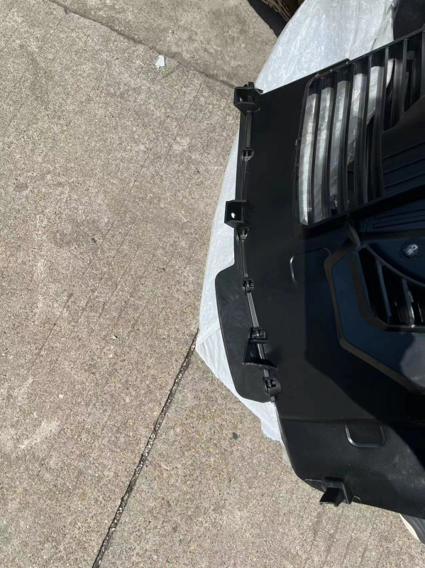 Prednja unutarnja obloga blatnika za Tesla 1063694-00-D