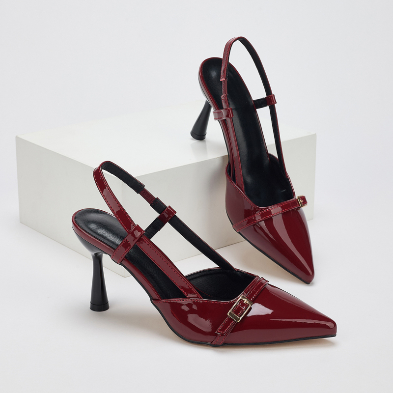 Ženske štikle stileto s oštrim vrhom, slingback s kopčom, 8 cm+ visina potpetice, gumeni potplat, PU uložak