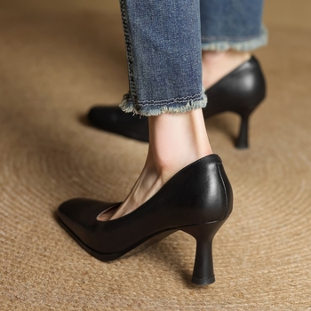 Ženske cipele teleće kože s kvadratnim nosom, slip-on, 6–8 cm tanak peti