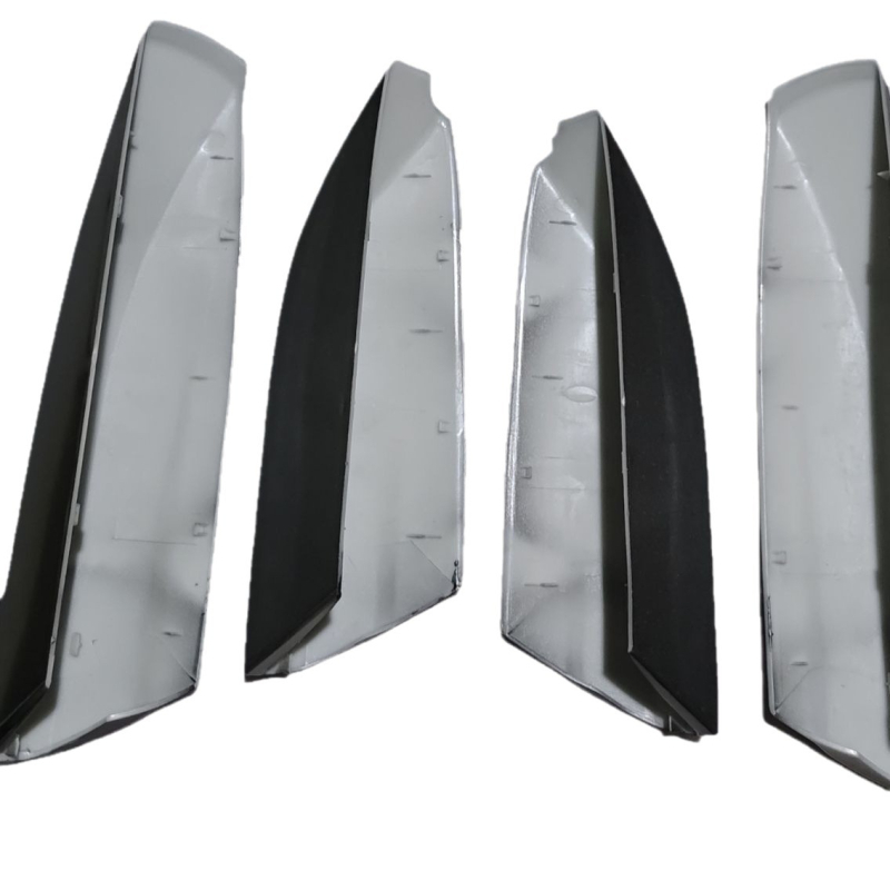 Poklopac za krovni nosač Highlander 2009-2014, marka Flying, model Xljg-highlander, materijal ABS plastika, dimenzije 43×11×13 cm