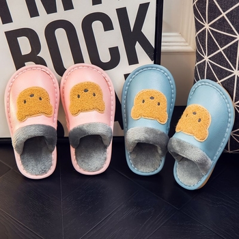 Dječje plišane papuče s medvjedom | gornji dio teleće kože, PVC potplat, zimske kućne papuče, crtani motiv, za djecu 1-3 godine