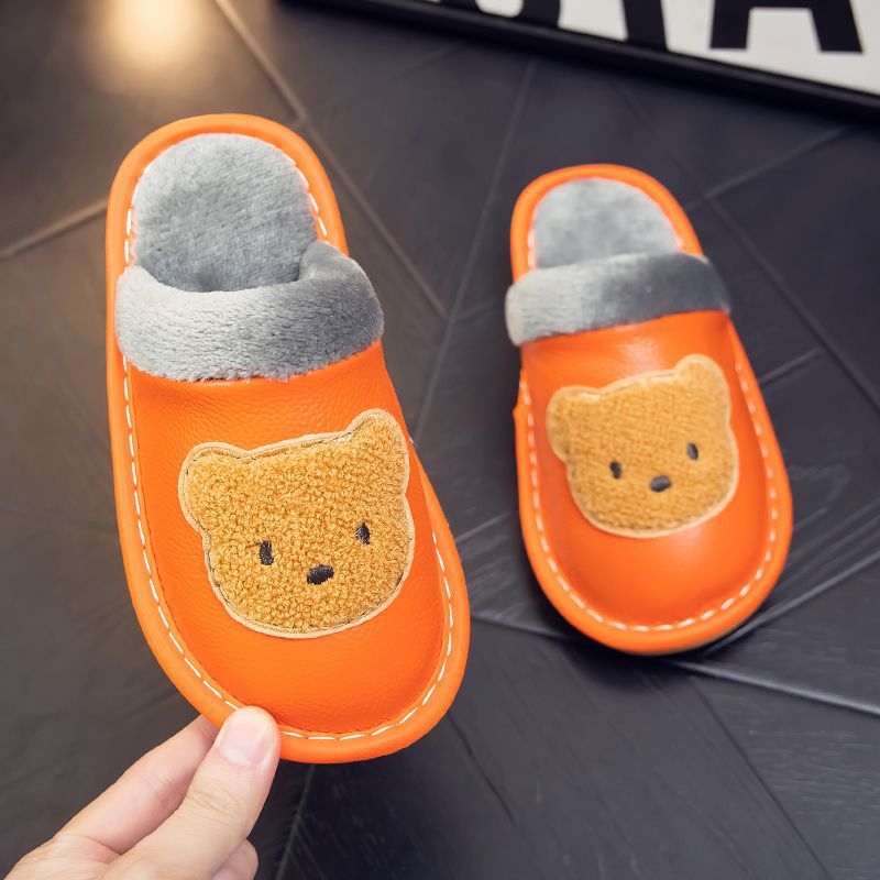Dječje plišane papuče s medvjedom | gornji dio teleće kože, PVC potplat, zimske kućne papuče, crtani motiv, za djecu 1-3 godine