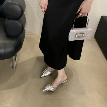 PU мюли за есен 2025 с нисък ток, остър нос, плъзгащо се затваряне, гумена подметка