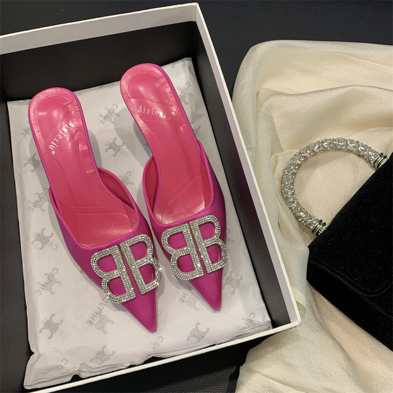 PU мюли за есен 2025 с нисък ток, остър нос, плъзгащо се затваряне, гумена подметка