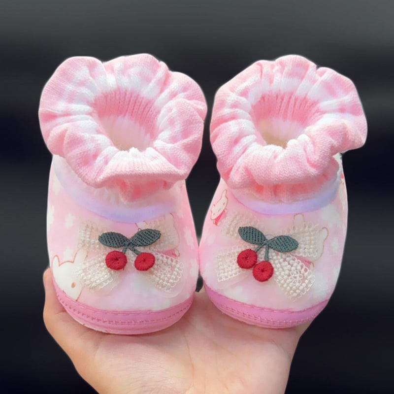 Χειμωνιάτικα βρεφικά sneakers με πάνω μέρος από βαμβάκι, fleece επένδυση και quilted σχεδίαση, στυλ πριγκίπισσας, με χαρακτήρα καρτούν, για 12–36 μήνες