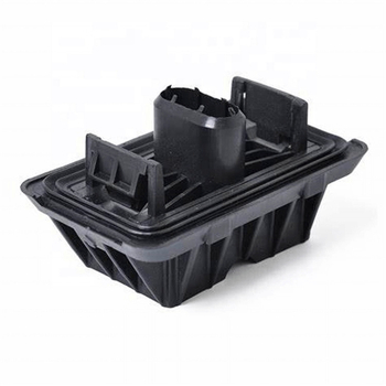 Dizalica pad za automobil 51717065919, kompatibilan s E60 i drugim modelima; Materijal: plastika i guma; Modeli: 51717065919 / 5171 7065 919
