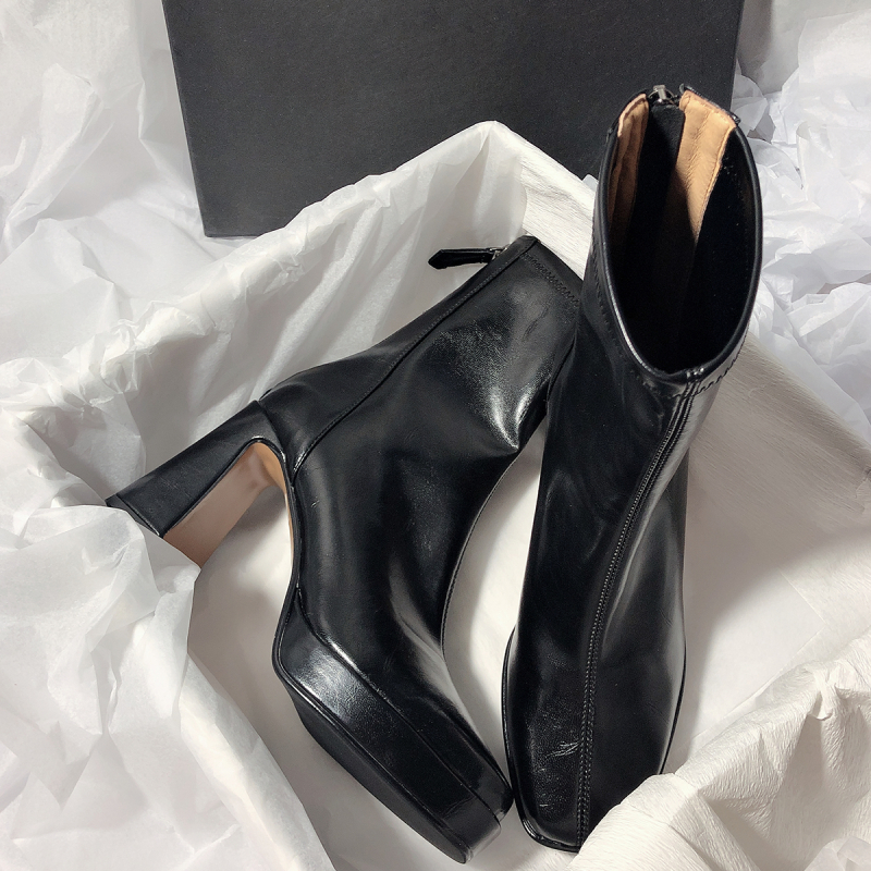 Unisex cipele s niskim potpeticama, stražnji zatvarač, podstava od svinjske kože, otvor 7-11 cm, ljeto