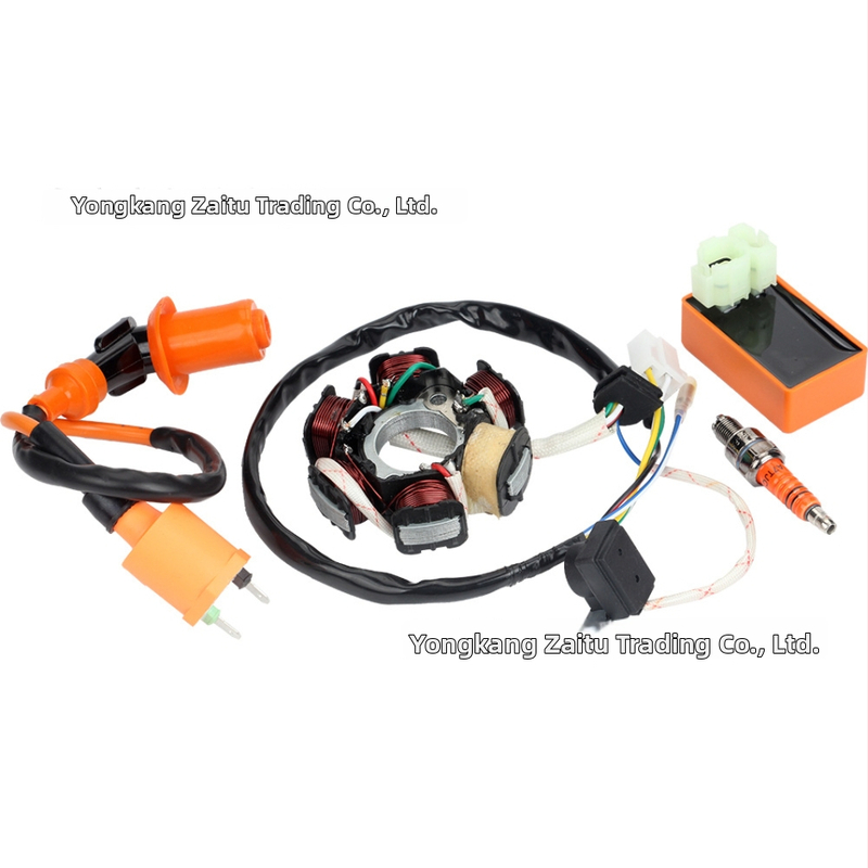 Zapaľovací systém pre skúter GY6 50cc: štartovacia cievka, vysokonapäťová súprava, zapaľovací modul, zapaľovacia sviečka – kompletný set