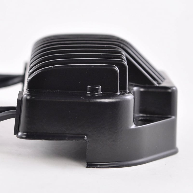 Regulator napona i ispravljač za Harley-Davidson, model 74631-04, 14.5V, 300W