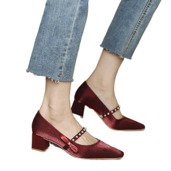 Mary Jane cipele s kratkim petom, satenski gornji dio, slip-on, jednobojne, gumeni potplat.