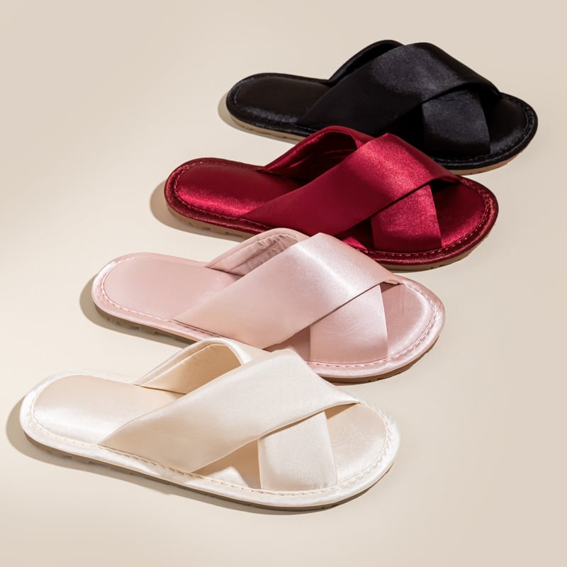 Beltéri papucs - egyszerű stílus, felső rész selyem, talp marha ín, talp technológia: viszkóz, belső használatra