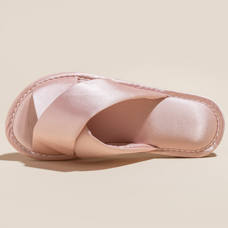 Beltéri papucs - egyszerű stílus, felső rész selyem, talp marha ín, talp technológia: viszkóz, belső használatra