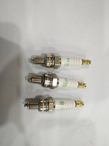 Svečica za paljenje za motocikl CD110 CD70, trozub dizajn – Hongqi parts