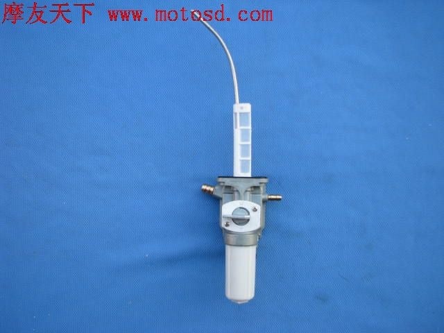 FAI EFI motorkerékpár üzemanyag-lekapcsoló és olaj-gáz szétválasztó, kétcsavaros rögzítéssel (Márka 1, Modell 1)