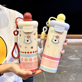 Izolirana šalica s unutarnjim spremnikom od 316 SS, vanjskim dijelom od 201 SS, vakuumska izolacija 6–12 h, remen za nošenje i slamčica, prilagodljivo lasersko graviranje ili sitotisak.