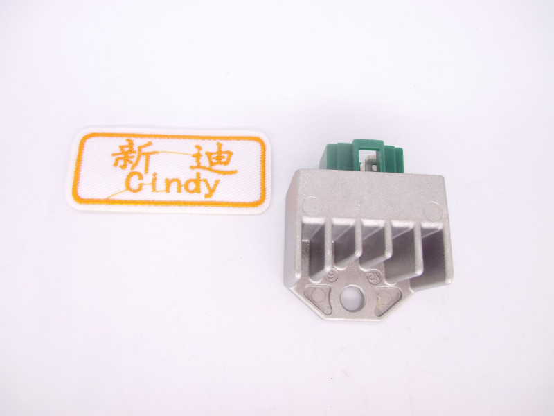 YBR125 usmerňovač-regulátor napätia pre motocykel Tianjian