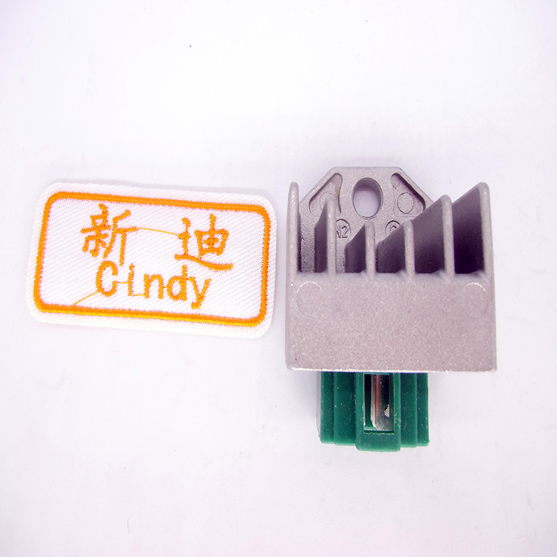 YBR125 usmerňovač-regulátor napätia pre motocykel Tianjian