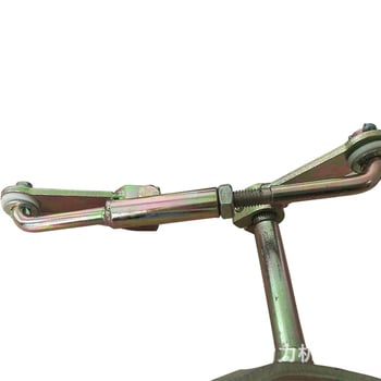 Motociklistički pedal Chongqing Xinbao, model 150/125, universalna kompatibilnost
