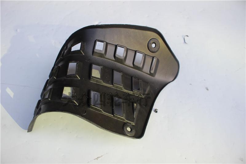 Plastični pedali za ATV Kawasaki s tri kotača – lijevi i desni pedali, par