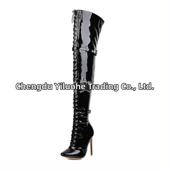 Čizme iznad koljena za džez ples – PU sintetička koža, šiljati vrh, uska štikla stileto iznad 8 cm, bočni zatvarač, unisex