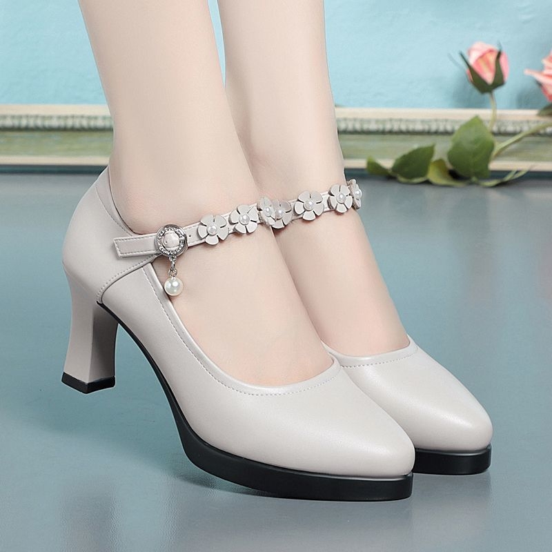 Ženske Mary Jane cipele, kitten heel, slip-on s jednim remenom i kopčom, gornji dio od teleće kože, latex ulošak