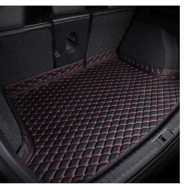 Δερμάτινο χαλάκι πορτμπαγκάζ για ειδικό αυτοκίνητο, πλήρης περιμετρική κάλυψη του πίσω διαμερίσματος, παραμετροποιήσιμο