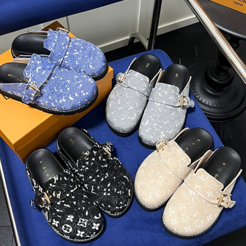 Șlapi pentru cupluri, partea superioară din piele de vițel, căptușire din material textil, talpă PVC, model cu litere, slip-on