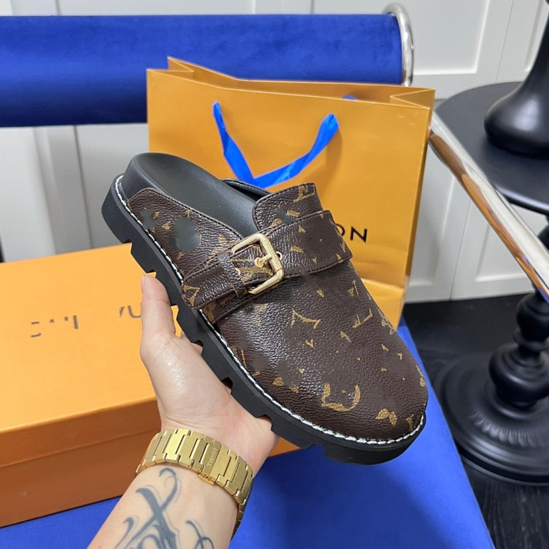 Șlapi pentru cupluri, partea superioară din piele de vițel, căptușire din material textil, talpă PVC, model cu litere, slip-on