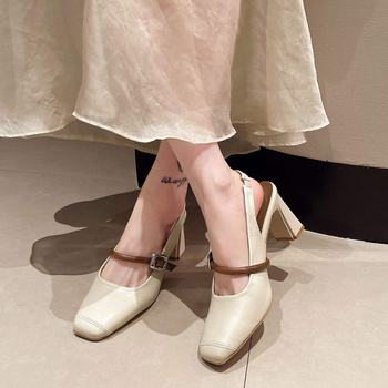 Mary Jane cipő hátsó rész nélküli, négyszögletes orr, alacsony sarok – PU felsőrész, gumi talp, egy csattal záródó