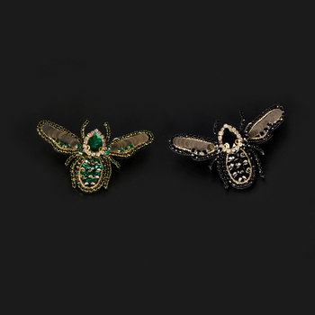 Филцова апликация във форма пеперуда с мъниста и кристали, ръчно бродирана - аксесоар за дрехи, обувки и чанти за DIY