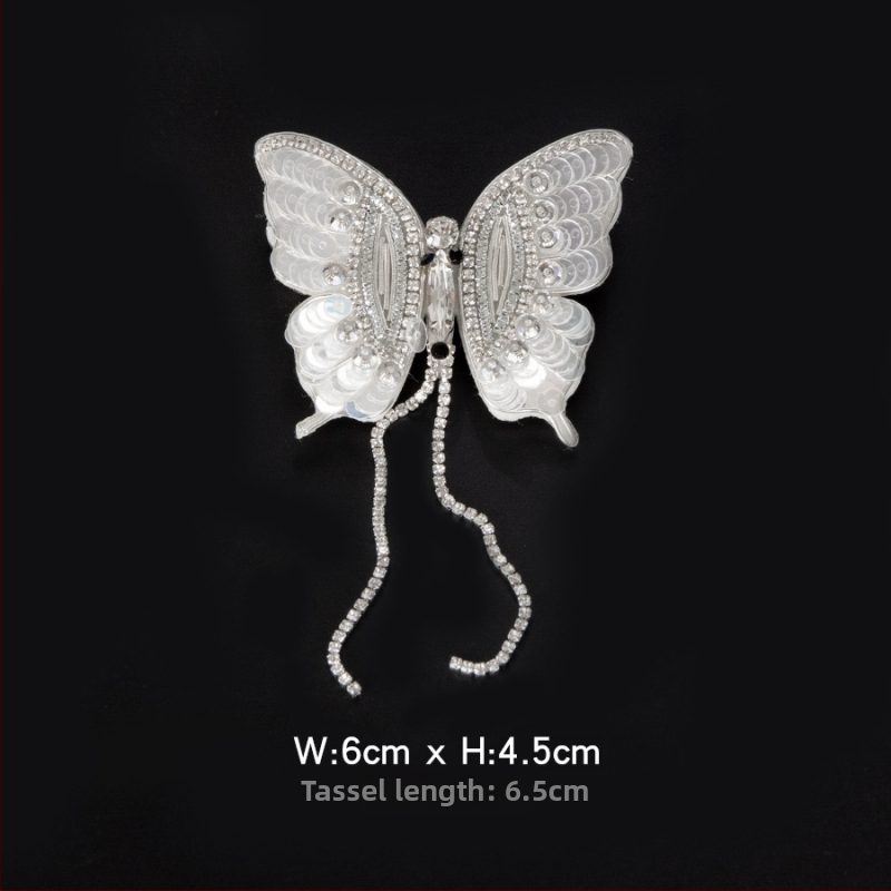 Filcová aplikácia s motívom motýľa so sklenenými korálkami a kamienkami, s strapcami - ručne šitý doplnok na šaty, topánky a tašky