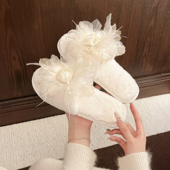 Ženske papuče s mašnom od perja, velura gornji dio, potplat od gume, protuklizne, unutarnje za zimu i jesen