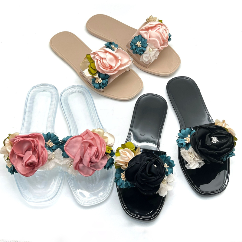Ženske ravne sandale s floralnim uzorkom - gornji PVC, potplat PVC, debljina potplata 0-3 cm, ravna potplata
