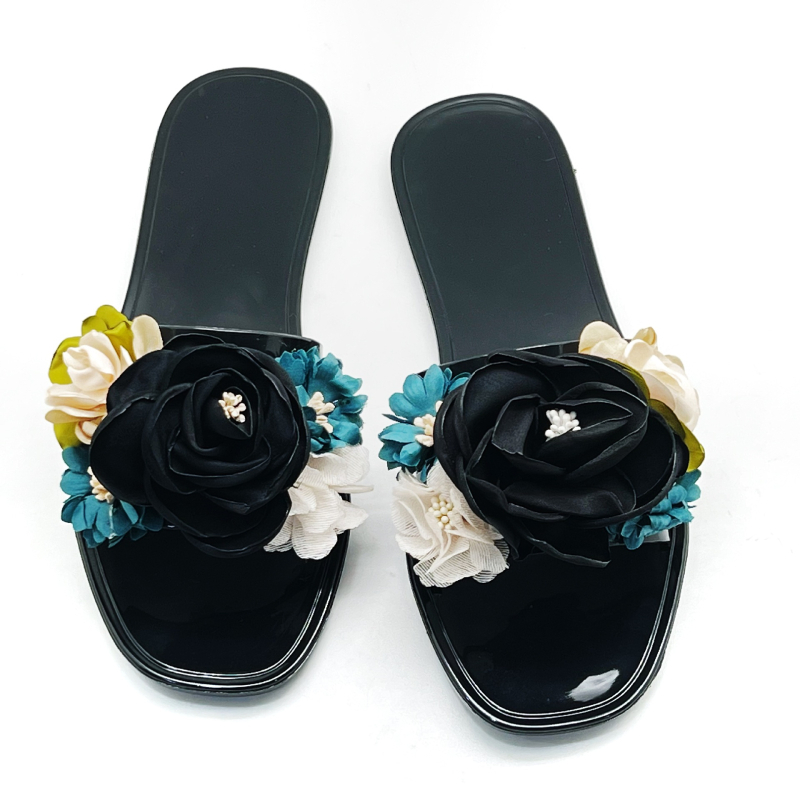Ženske ravne sandale s floralnim uzorkom - gornji PVC, potplat PVC, debljina potplata 0-3 cm, ravna potplata