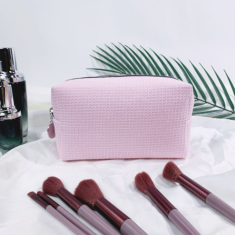 Kozmetikai utazási tároló táska - poliészter anyag, poliészter bélés, cipzáras zárás, könnyű és kopásálló, uniszex