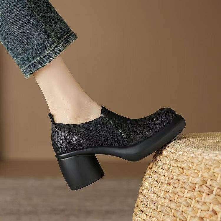 Ženske Mary Jane ravne cipele s pletenim gornjim dijelom i kožnim panelima; slip-on; niski pet; pjenasti đon