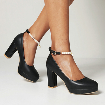 Magas sarkú cipő - kerek orr, PU felsőrész, 6-8 cm-es sarok, csat záródás, gumírozott talp