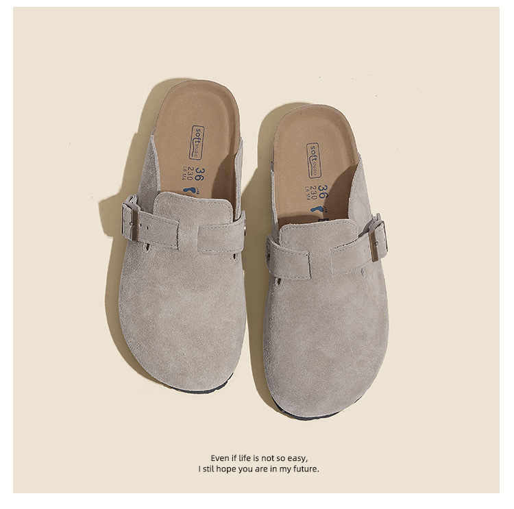 Kožne papuče s kapom na prstima od hovinjeg velura, potplat od prirodne gume, unutrašnjost od super vlakana — ljeto 2024