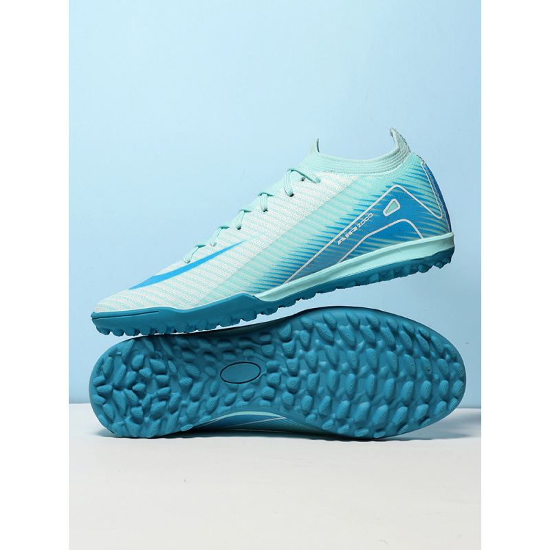 Nogometne tenisice s Fly weaving gornjim dijelom, niski profil, gumeni potplat, tehnologija lakog savijanja, pogodne za prirodnu i umjetnu travu