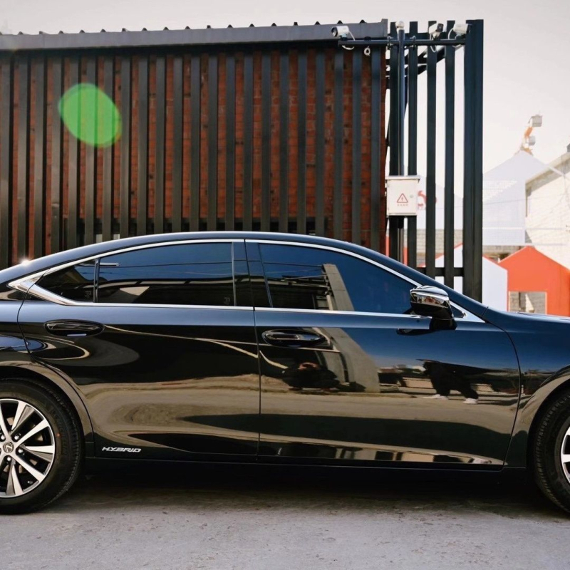 PET folija za krov automobila – visok sjaj, potpuno prebojavanje automobila, zaštitna folija