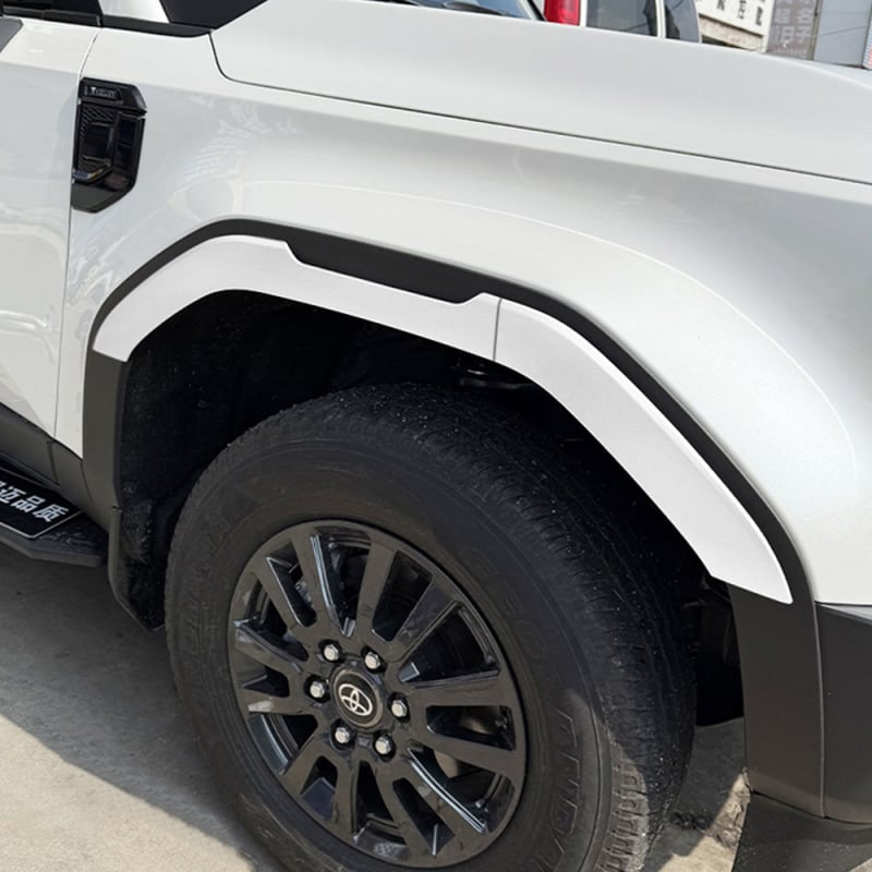 Toyota Prado LC250 Obrubnik za kota (ABS) – Model 3 – Prednji donji poklopac svjetla za maglu
