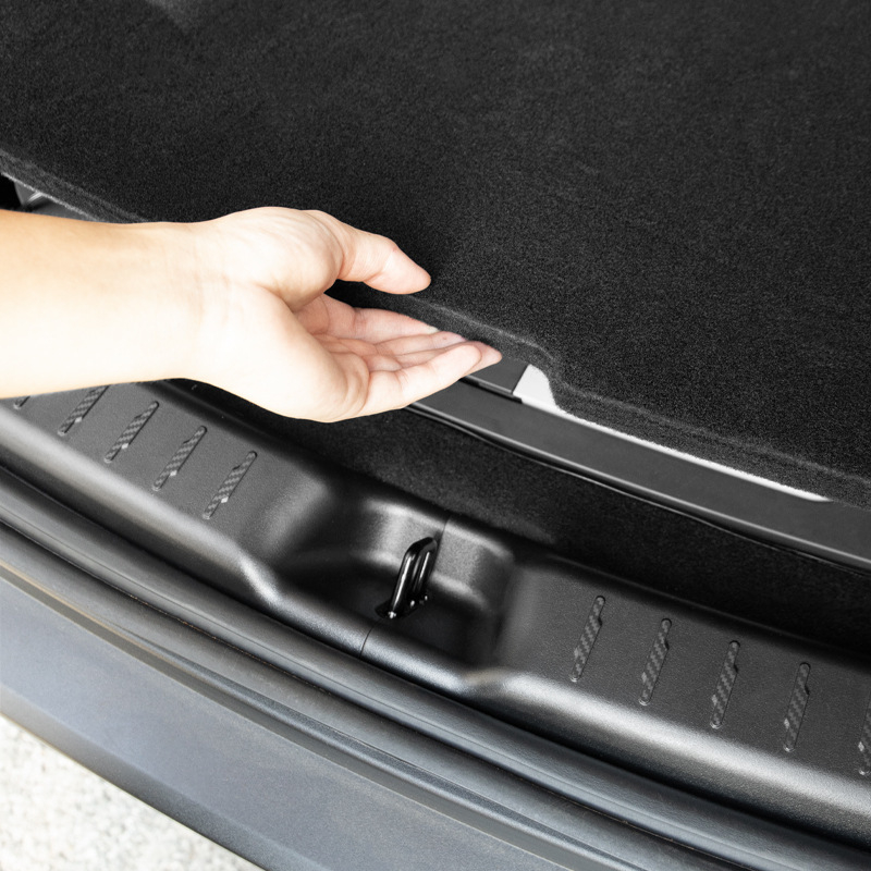 Tesla Model Y/3 zaštitnik praga prtljažnika – potpuno pokriće, otporan na ogrebotine, materijal: termoplastični poliester elastomer (TPE)