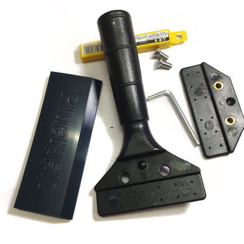 Autófilm eszköz – marhaín kaparó hosszú nyéllel, alkalmas fólia felrakására és üveg tisztítására (Anyag: marhaín; Márka: Good helper; Készlet: 150 db)