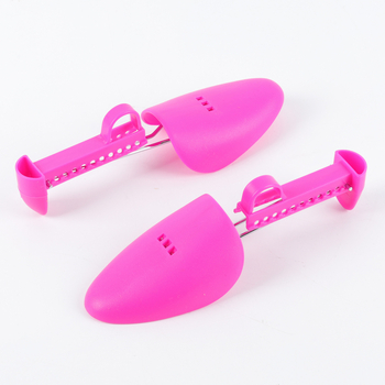 Unisex prilagodljivi plastični proširivač za cipele, sprječava deformacije i nabore, pogodan za kožne cipele i tenisice.